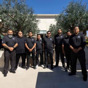 Tour du Jour Home Delivery team powered by Aria Logistics posing outdoors